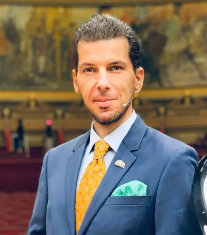 Marius Constantinescu ne propune, săptămânal, la TVR 1, să aflăm ce se află „Dincolo de alb și negru”. EXCLUSIV