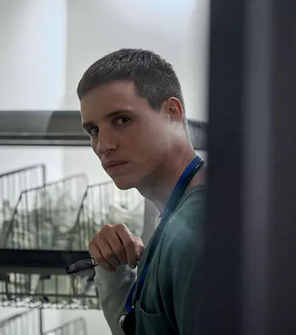 „Infirmiera cea bună”, povestea unui șir de crime ascunse de cel mai inofensiv chip (Netflix)