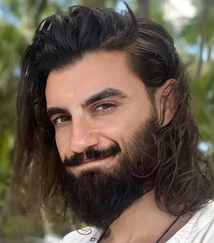 Ce face astăzi Andi Constantin, vedeta emisiunii „Burlacul” de la Antena 1. De ce a renunțat la televiziune