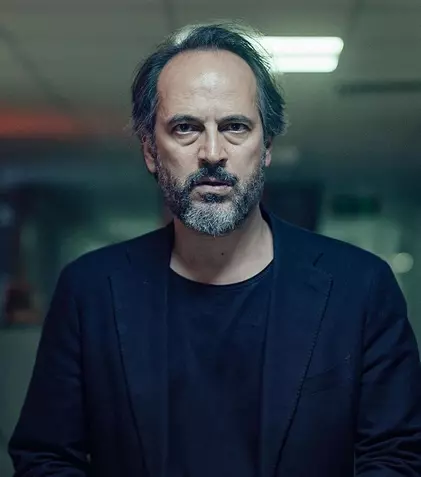 „Decizia”, un nou serial turcesc pe Disney Plus. De ce să nu ratați producția plină de răsturnări de situație