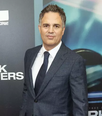 Mark Ruffalo, mesaj emoționant pentru fanii lui Jeremy Renner, după ce starul din „Avengers” a ajuns la terapie intensivă