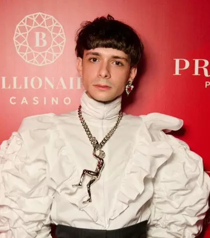 Fiul comentatorului Cristian Ţopescu va avea emisiune la TV. Sebastian Felix a mai participat la „Chefi la cuțite”, la Antena 1