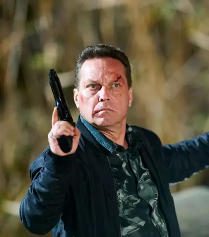 George Ivașcu, în penele... Pelicanului din „Clanul”. „Este o canalie simpatică” EXCLUSIV