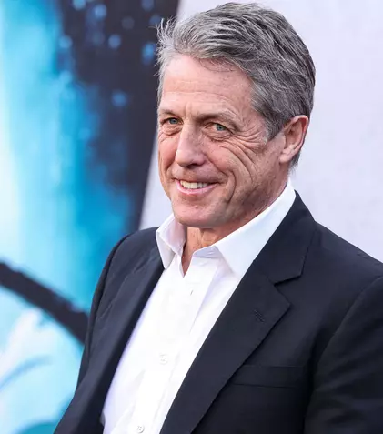 Hugh Grant nu are o părere bună despre comediile romantice, deși i-au adus succesul. Ce regretă actorul