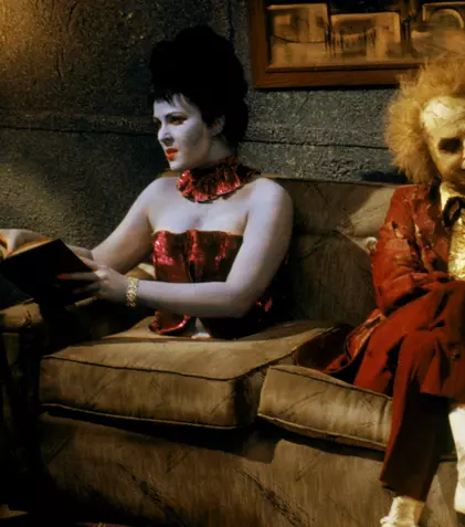 Când are premiera filmul Beetlejuice 2, regizat de Tim Burton. Cine face parte din distribuție