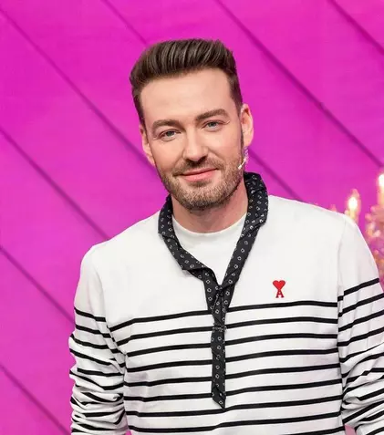 Alexandru Abagiu, despre cum a devenit make-up artist. Ce pasiuni avea în copilărie juratul de la Bravo, ai stil