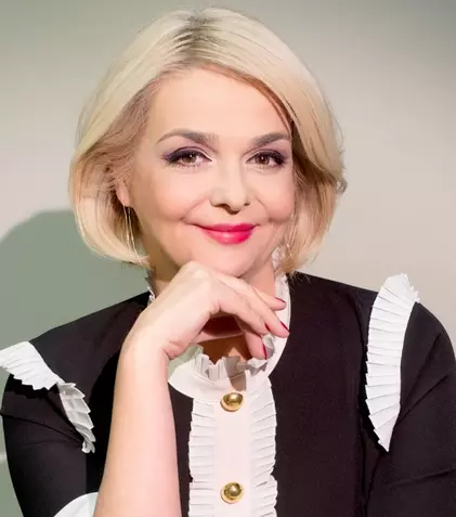 Iuliana Marciuc ne dă întâlnire vinerea la „Jurnalul cultural” (TVR Cultural)„Munca mea în televiziune este hobby-ul meu”