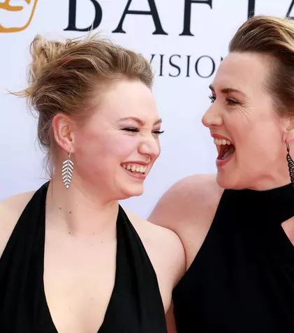 Kate Winslet și fiica ei, moment emoționant la Premiile BAFTA TV 2023. Cele două joacă în aceeași producție
