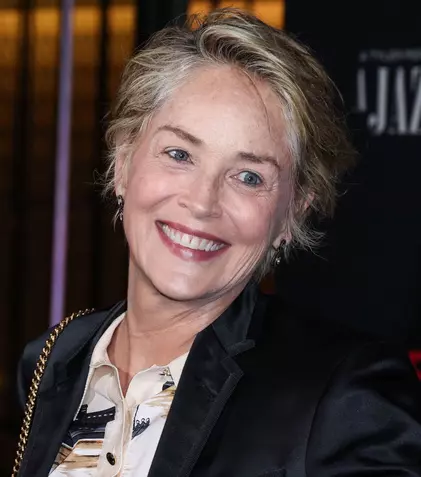 Sharon Stone a pozat în costum de baie la 65 de ani. Cum arată acum actrița din „Instinct primar”