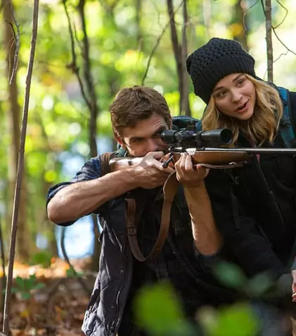 Filme la TV azi, 10 mai: „Al 5-lea val”, „Joyride”,„Cină pentru fraieri”, „Cliffhanger - Luptă la înălțime”