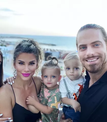 Cu ce se ocupă Alina Laufer. De ce ea și Ilan Laufer nu le cumpără prea multe jucării copiilor