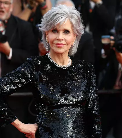 Jane Fonda, surprinsă într-un scaun cu rotile. Imaginile uimitoare cu actrița în vârstă de 85 de ani