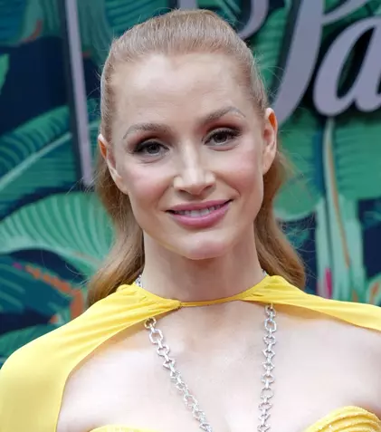 Cele mai spectaculoase ținute de pe covorul roșu de la Premiile Tony 2023