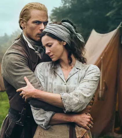 Caitriona Balfe și Sam Heughan, mândri de sezonul 7 din Outlander. Ce au dezvăluit actorii despre noile episoade