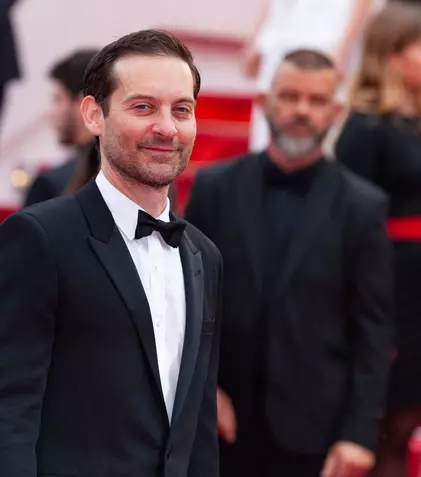 Cele mai generoase și zgârcite celebrități. Ce spun chelnerii care le-au servit