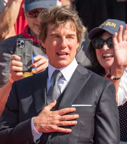 Tom Cruise, reacție neașteptată. Ce le-a spus prietenilor, după ce a aflat că Shakira a fost cucerită de Lewis Hamilton