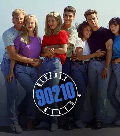 „Beverly Hills, 90210” revine pe micile ecrane. Unde poate fi urmărit serialul-fenomen al anilor '90