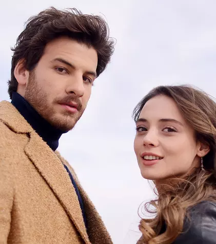 Cine este Mustafa Mert Koç, Ömer din serialul „Melek” de la Kanal D