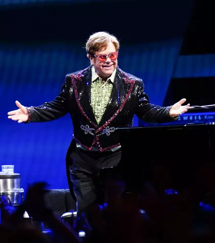 Elton John a susținut ultimul concert din cariera lui. Mesajul emoționant transmis fanilor lui, pe scenă