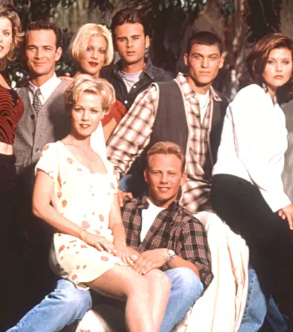 Cum arată Kelly din „Beverly Hills 90210” la 51 de ani? Este îndrăgostită lulea: „Mă faci o persoană mai bună”