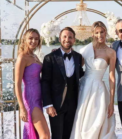 Mesajul emoționant al nașei Roxana Ionescu. Ce le-a transmis lui Dani Oțil și Gabrielei Prisăcariu după nuntă. „Căsnicia voastră…”