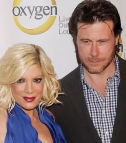 Tori Spelling și-a salvat mariajul