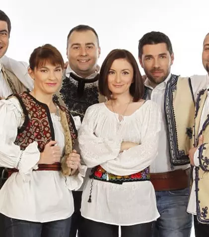 Echipa „România, te iubesc”, de Paşte în familie