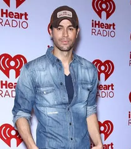 Enrique Iglesias are un nou videoclip, “I'm a Freak”