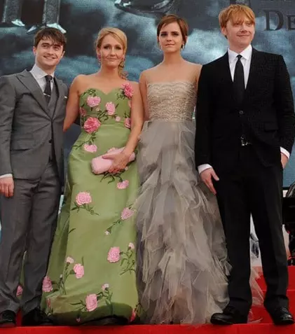 "Harry Potter" va avea un spin-off pe marile ecrane