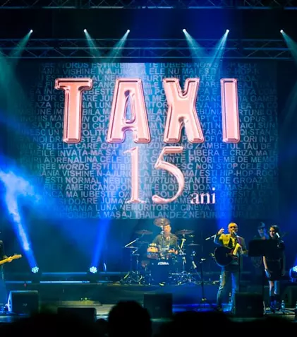 Taxi a sărbătorit 15 ani de existenţă cu un spectacol maraton