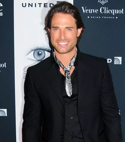 Sebastian Rulli („Tres veces Ana”) cheltuie mult ca să arate bine