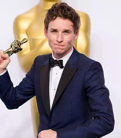 Eddie Redmayne negociază pentru rolul principal din spin-off-ul „Harry Potter ”