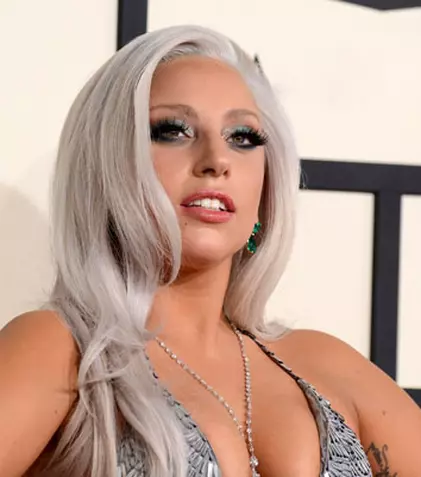 Lady Gaga s-a logodit cu agentul său, Christian Carino