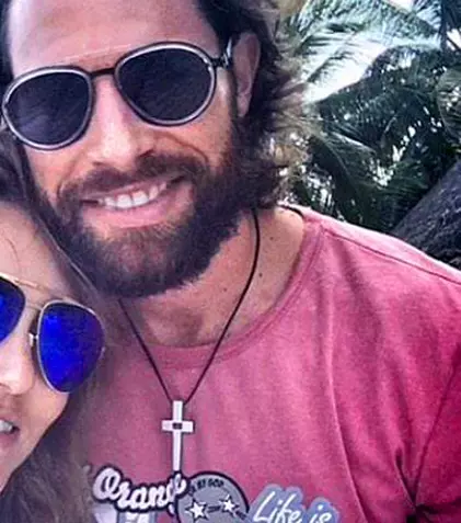 FOTO: Ce au făcut în vacanţă Angelique Boyer şi Sebastian Rulli