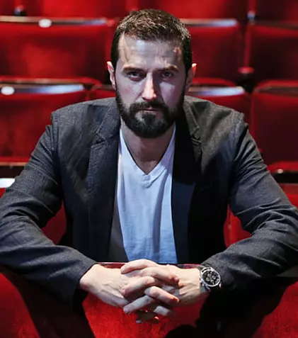 Richard Armitage („Hannibal”) are un serial nou!