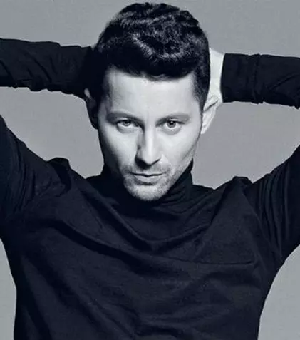 Adrian Sînă (Akcent) a lansat piesa “Lasă-mă aşa”