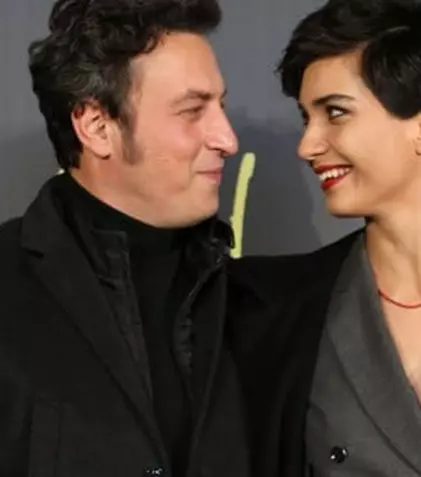 Actrița Tuba Büyüküstün a divorțat de soțul ei, Onur Saylak