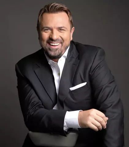 Ce faceți pe 9 și 10 decembrie? Horia Brenciu vă așteaptă la showul său de Crăciun!