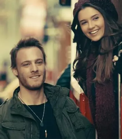 Ce spune actorul Kerem Bürsin, protagonistul din „Inima orașului”, despre noul serial turcesc de la Happy Channel