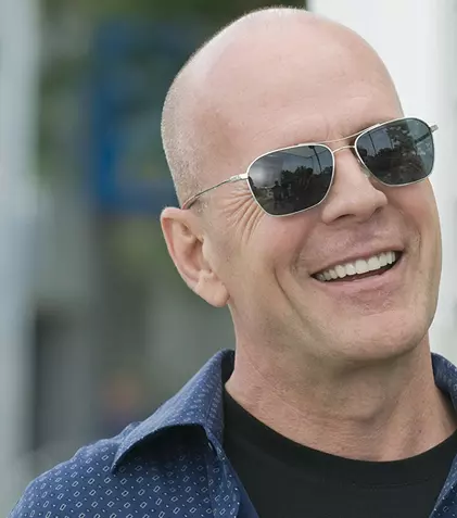 Bruce Willis îl va interpreta pe antrenorul lui Mike Tyson în filmul „Cornerman”
