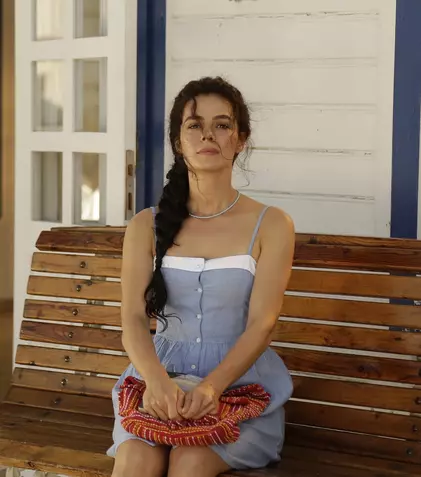Özge Özpirinççi, protagonista din „Femeie în înfruntarea destinului”: „Am cunoscut foarte multe femei puternice în viața mea”