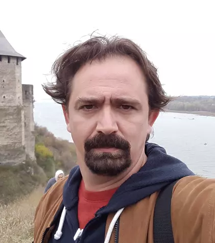 După “Umbre” și “Afacerea Est”, regizorul Igor Cobileanski participă la proiectul “O călătorie de 100 de ani“