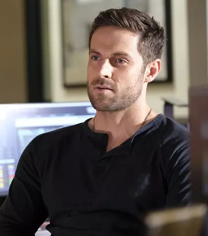 INTERVIU. Dylan Bruce, despre serialul „Crimele”: „Această producție are personaje puternice”