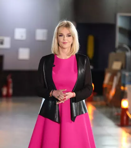 Iuliana Marciuc revine astăzi, la TVR 2, cu un nou sezon al emisiunii „Destine ca-n filme”