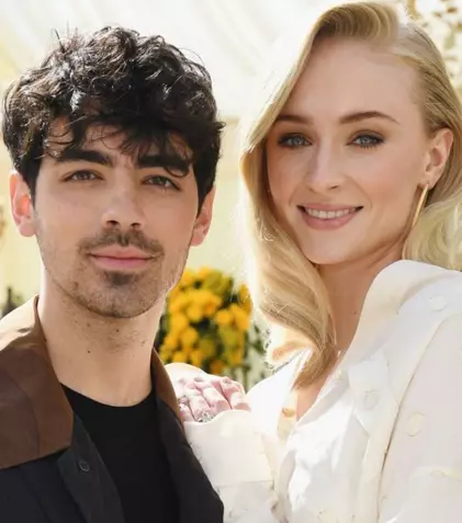 Sophie Turner și Joe Jonas se pregătesc să devină părinți. Cei doi s-au mutat în casă nouă