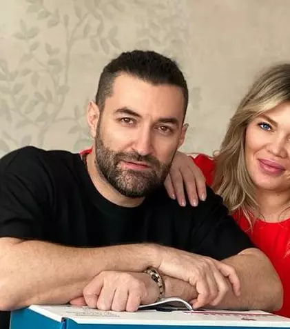Gina Pistol, fericită în postura de mamă: „Ne dorim să fim părinți buni”