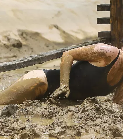 Serialul Netflix în care joacă Adelina Damian, concurenta de la Survivor România