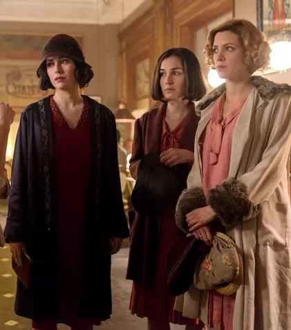 Iubiri din alte vremuri: 5 seriale spaniole romantice de la Netflix
