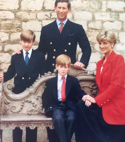 Ce au discutat Harry și William cu polițiștii imediat după moartea Prințesei Diana. Detaliile sfâșietoare ies la iveală după 25 de ani
