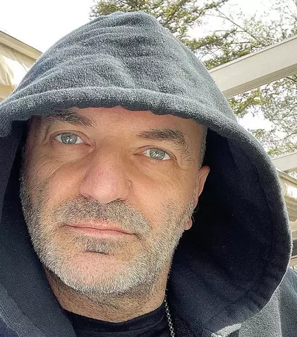 Tatăl lui Dan Capatos a murit. Mesajul dureros transmis de prezentator: „De-acum vei rămâne o inimă de lumină”